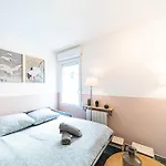 Le Petit Montel- Avec Garage-métro Valmy